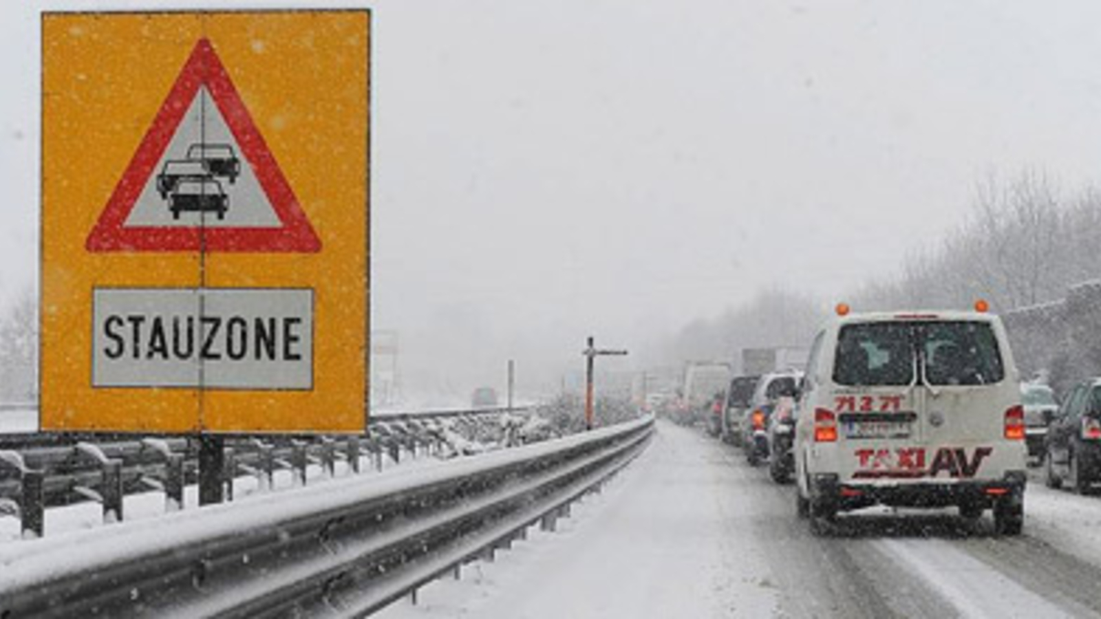 Schneechaos: Warnungen, Staus Und Die Aussichten