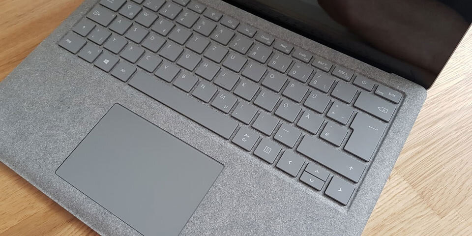 Microsofts erstes Notebook im oe24-Test