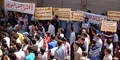 Demonstrationen in Syrien (Handyfoto, Authentizität nicht überprüfbar)