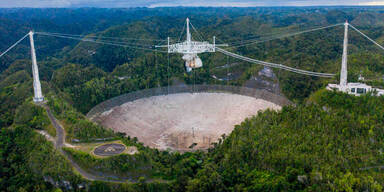 Videos zeigen Einsturz von Mega-Teleskop