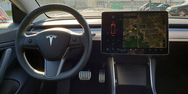 Teslas "Autopilot"-Werbung droht gerichtlicher Stopp