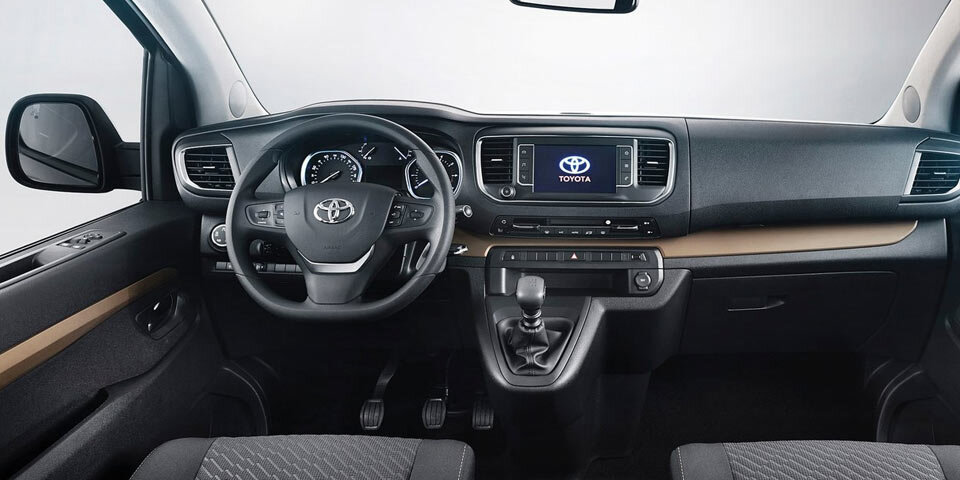 Toyota Proace greift den VW T6 an