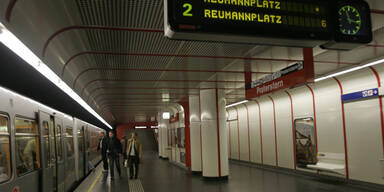 Bub (9) fällt wegen Handy in Wien auf U-Bahn-Gleise