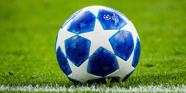 UEFA setzt Deadline für Liga-Neustart