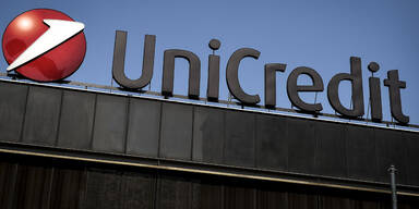 UniCredit streicht weitere 8.000 Stellen