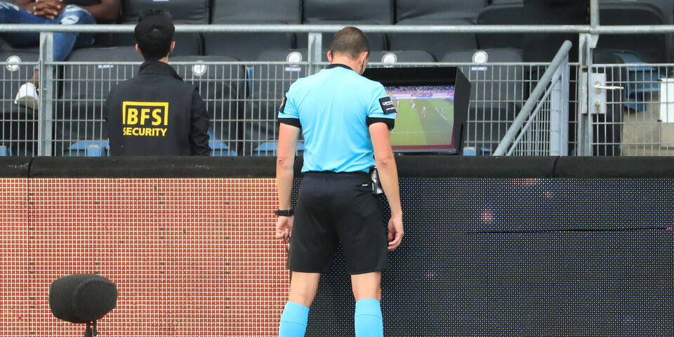 VAR