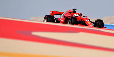 Vettel holt Pole - Verstappen crasht