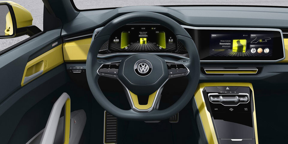 VW Golf VIII fast ungetarnt auf Testfahrt erwischt