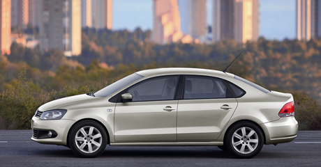 Weltpremiere des VW Polo mit Stufenheck