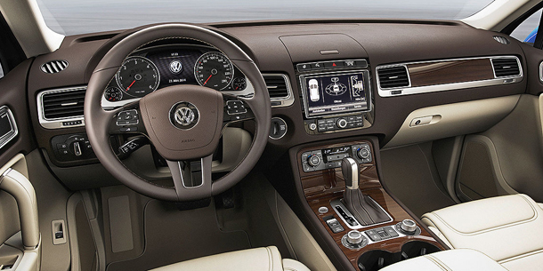 VW verpasst dem Touareg ein Facelift