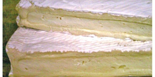 Achtung vor Weichkäse "Brie de Meaux"