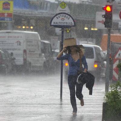 Sintflut-Regen überschwemmt Wien - Oe24.at