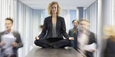 Weniger Stress dank Yoga
