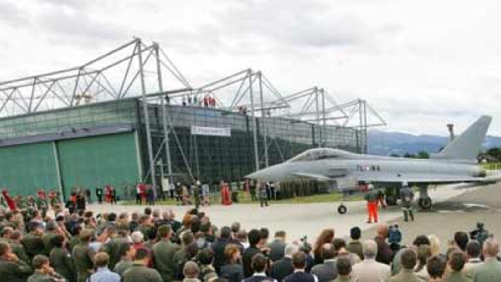 Flugplatz kostet 160 statt 47 Mio. Euro